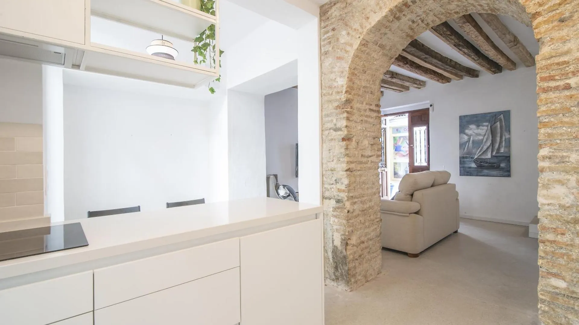 Estepona 2Br Townhouse In Centre ספרד