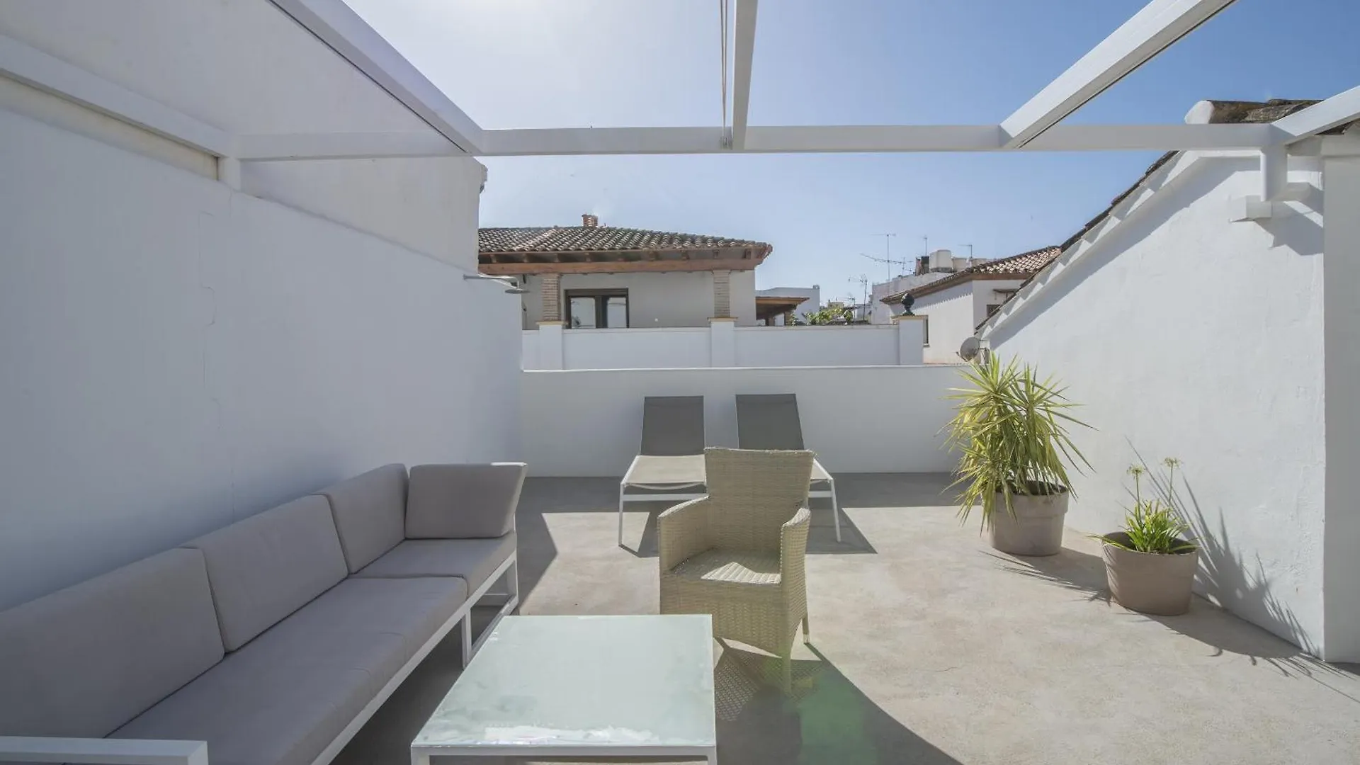 Estepona 2Br Townhouse In Centre ספרד