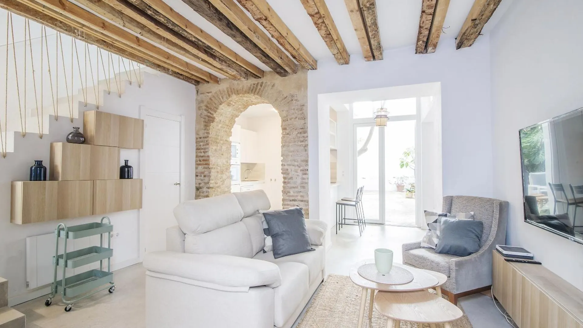 Estepona 2Br Townhouse In Centre